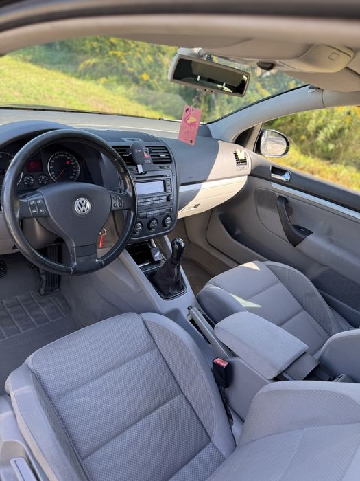 Volkswagen Golf V