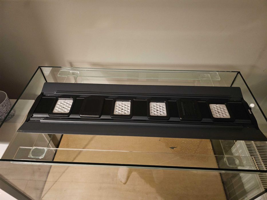 Lampa akwarystyczna Maxspect RSX-R5 200 Stan BDB!