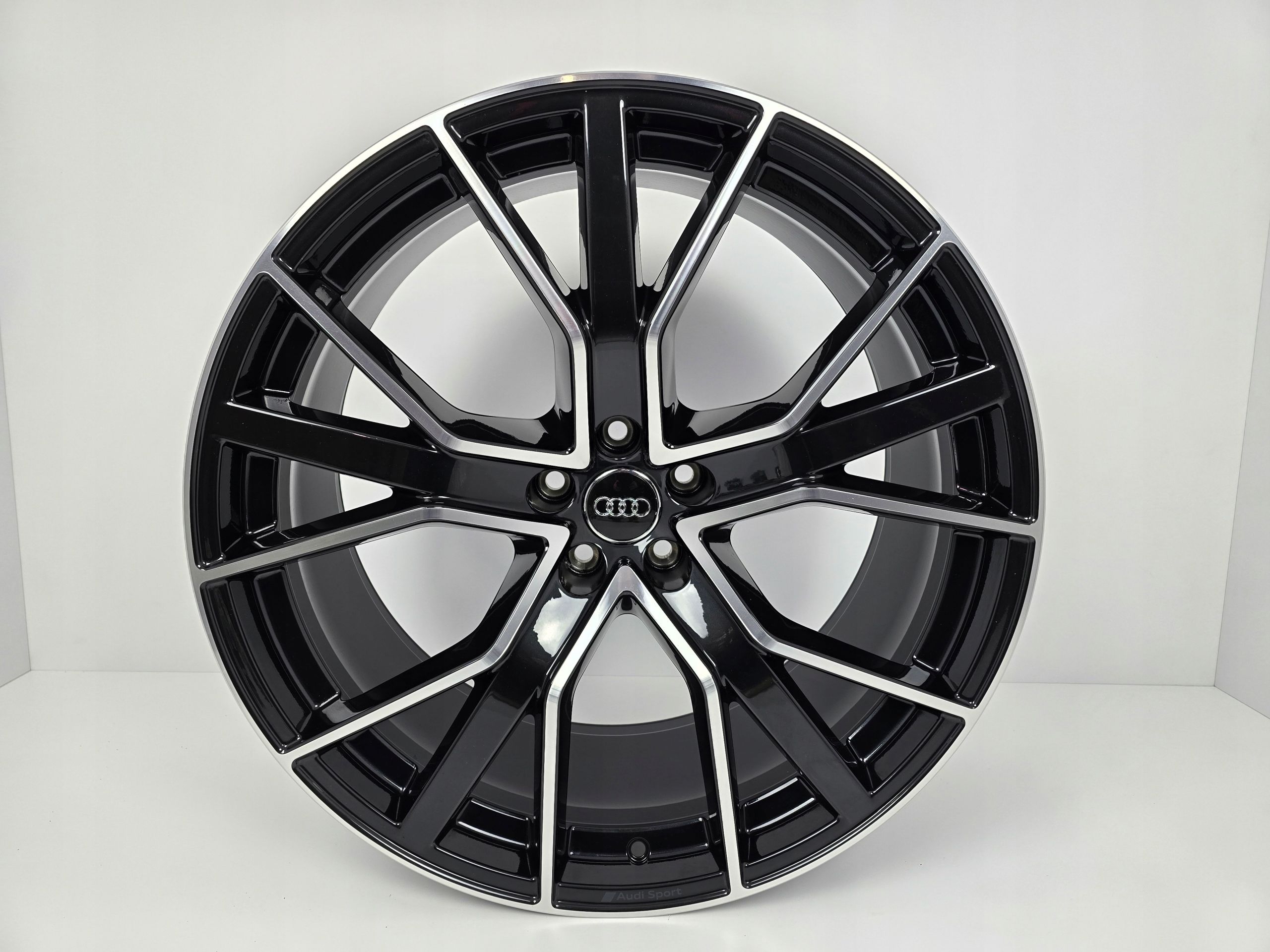 NOWE Oryginalne Felgi Audi 22 RS6 RS7 A8 S8 Q5 SQ5 Q7 SQ7 Q8 SQ8 Etron