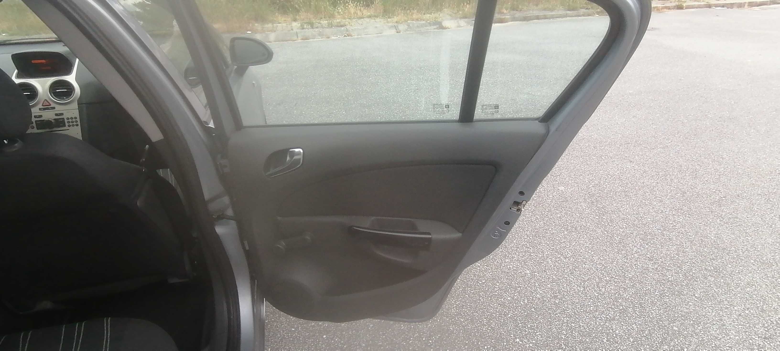 Opel corsa 1.3 cdti