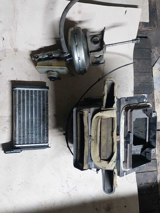 Продам комплект ковриків ваз 2109