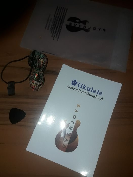 Для укулеле ремінь книга і медіатор