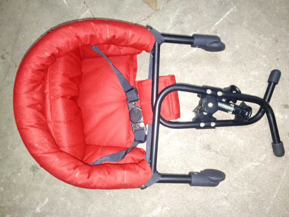 Cadeira alimentação bebé