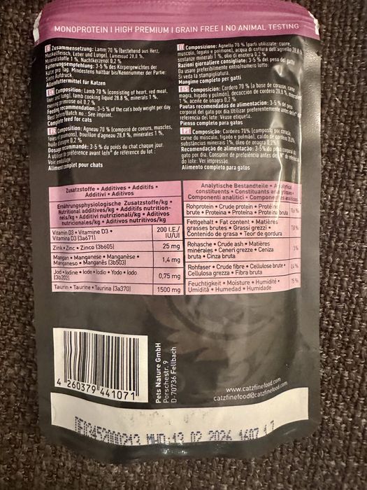 7 sazzetek x 85g Catz Finefood jagnięcina