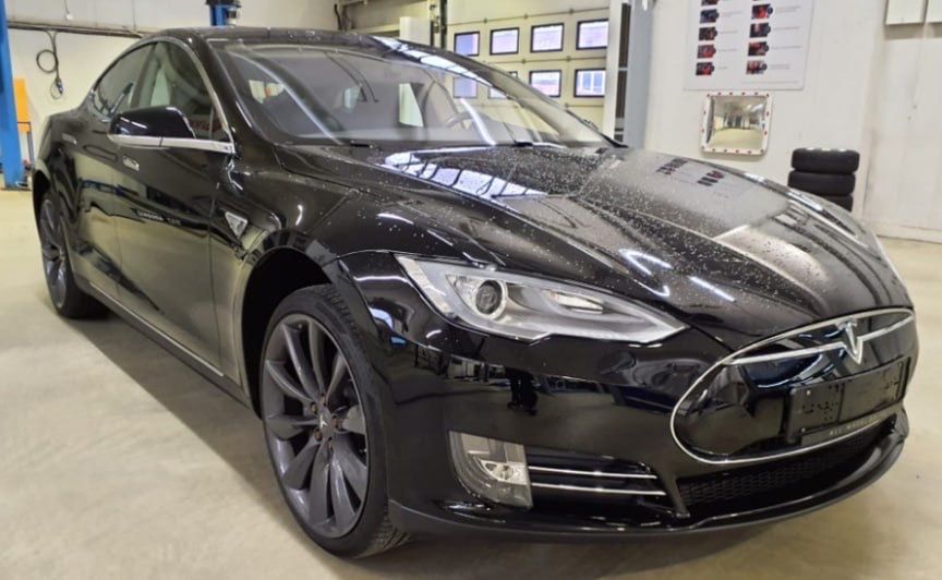 Tesla Model S P85+ 2015p з Норвегії
