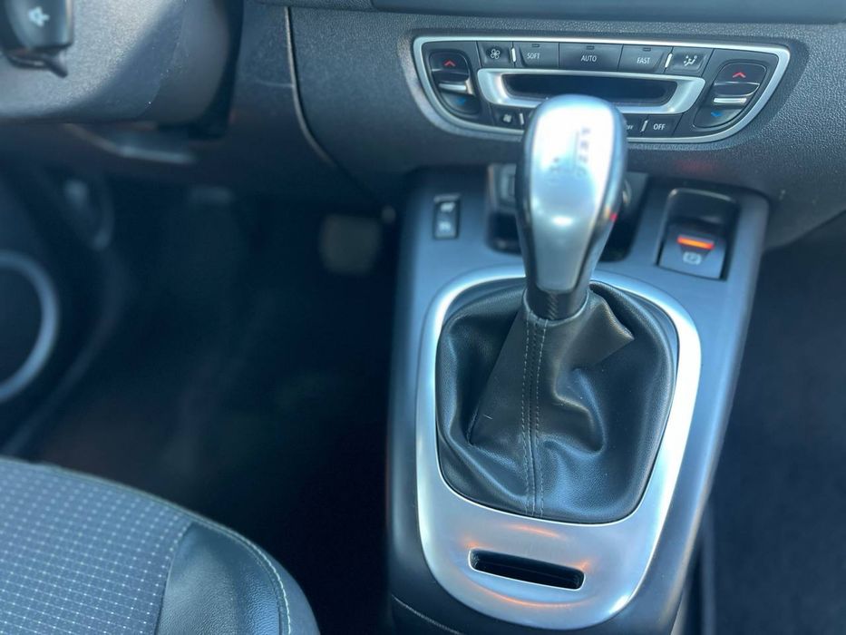 Renault Scenic 1.5 dci avtomat з Швейцаріі