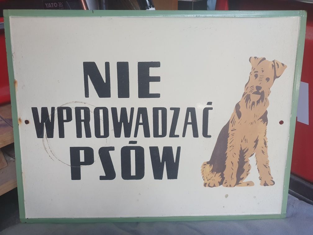 Nowa Tablica  informacyjna z PRL-u