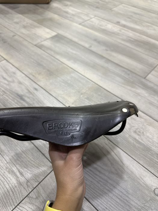 Brooks сідла шкіряні
