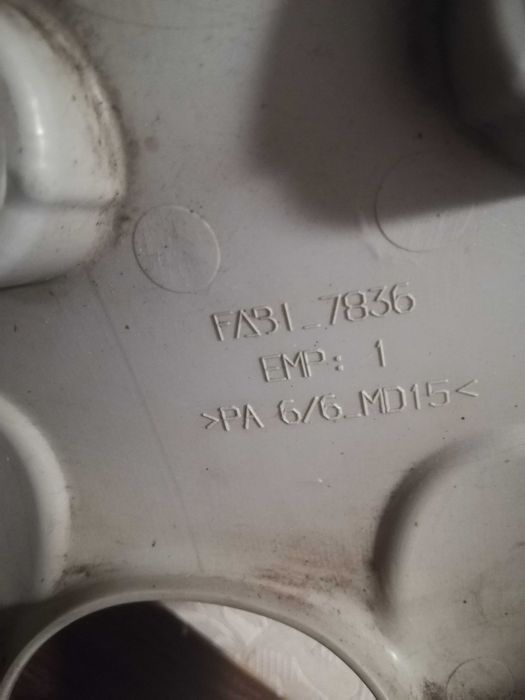 Kołpak 13 cali do Peugeota oryginalny