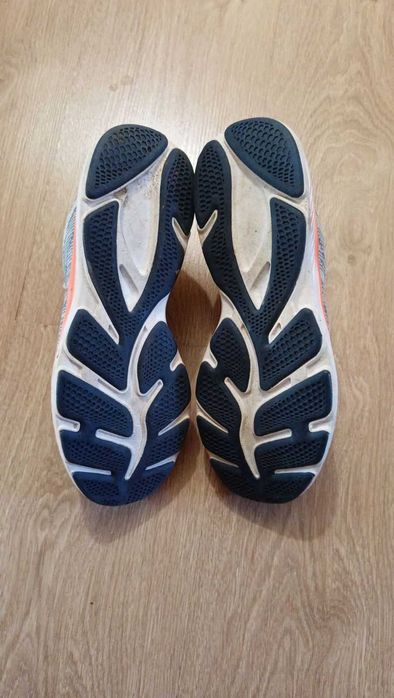 кроссовки размер 41,5