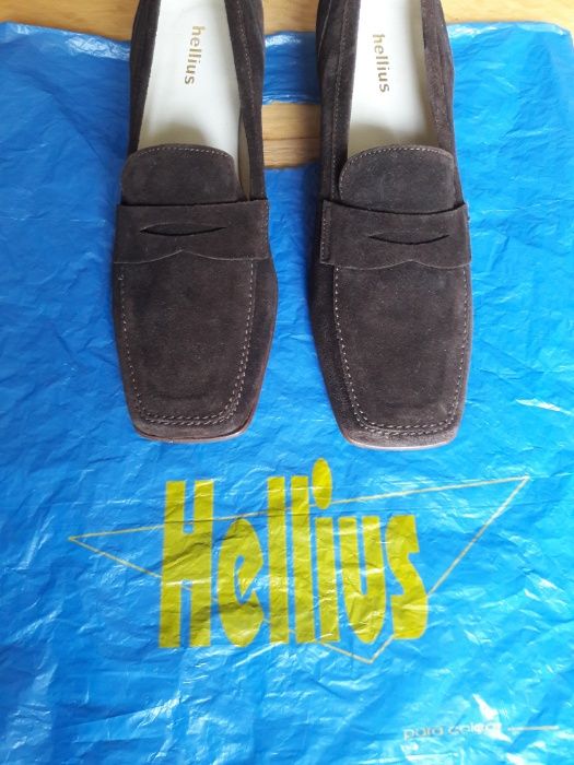 Sapatos de Senhora Hellius em pele
