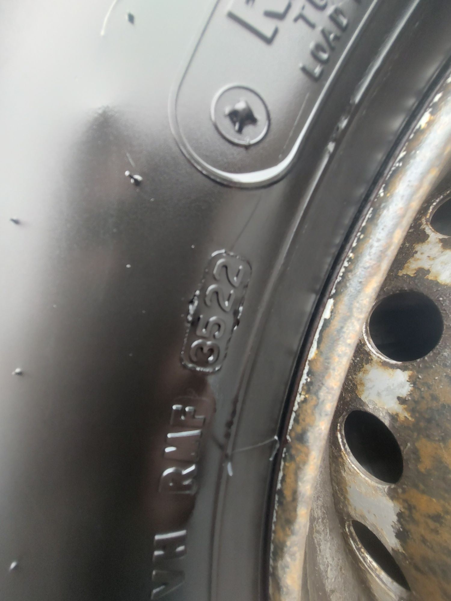 Продам резину BRIDGESTONE