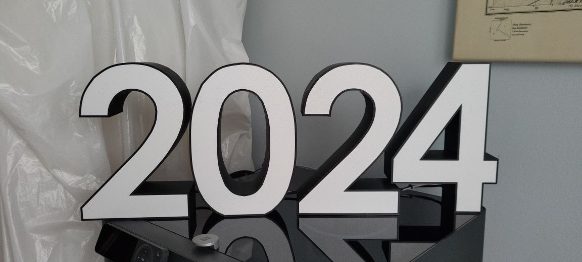 Napis RGB LED 2024 własny projekt, sterowanie aplikacją