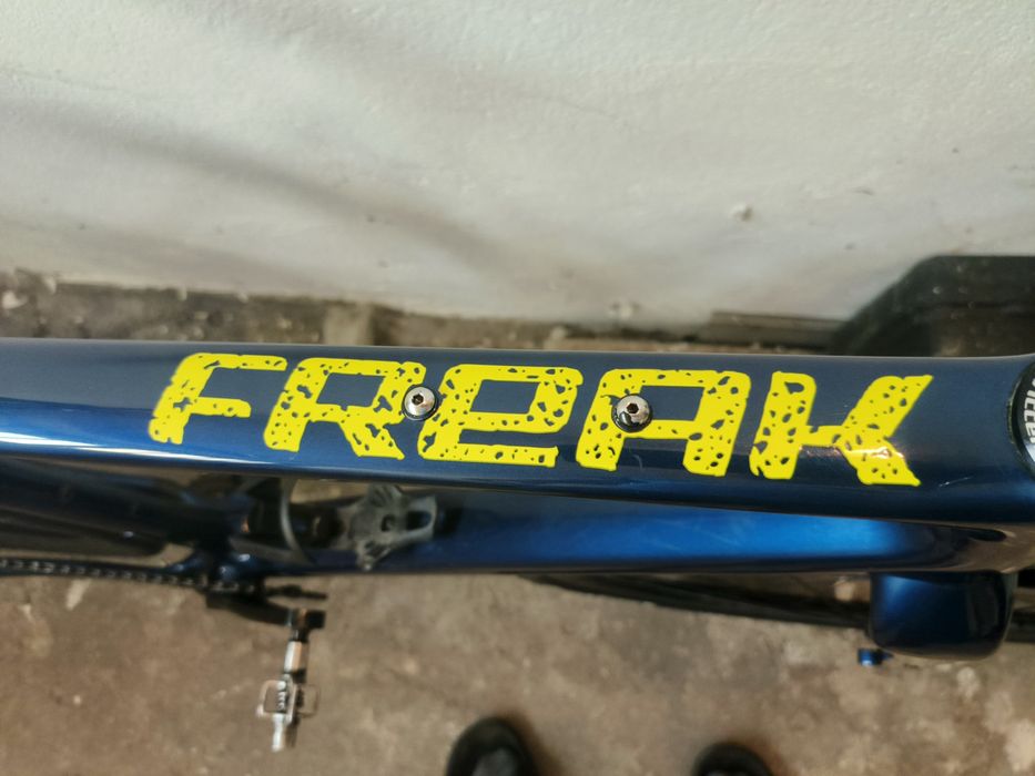 Gravel Accent Freak Rival M