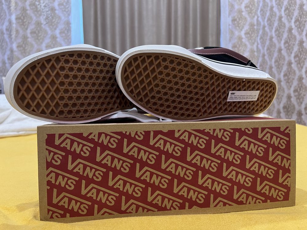 Продам кеды Vans