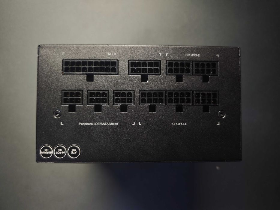 Блок живлення 1000W Gigabyte 80+ Gold