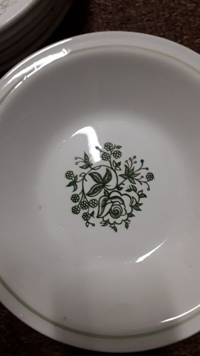 Тарелки большие тарілки