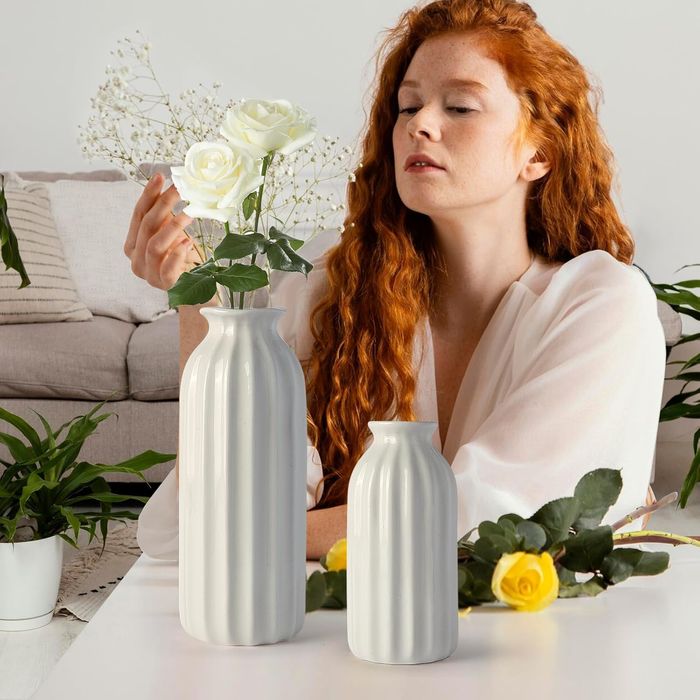 Ceramiczny Wazon Zestaw 2 Sztuki Żebrowane w Stylu Boho Białe