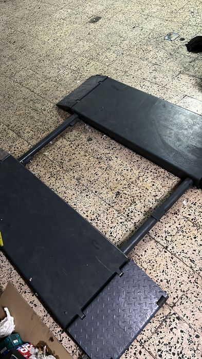 Elevador tesoura 1 metro, movivel com apenas 6 meses de uso!