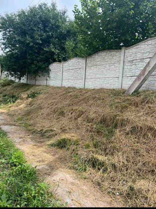 Продам будинок неподалік міста