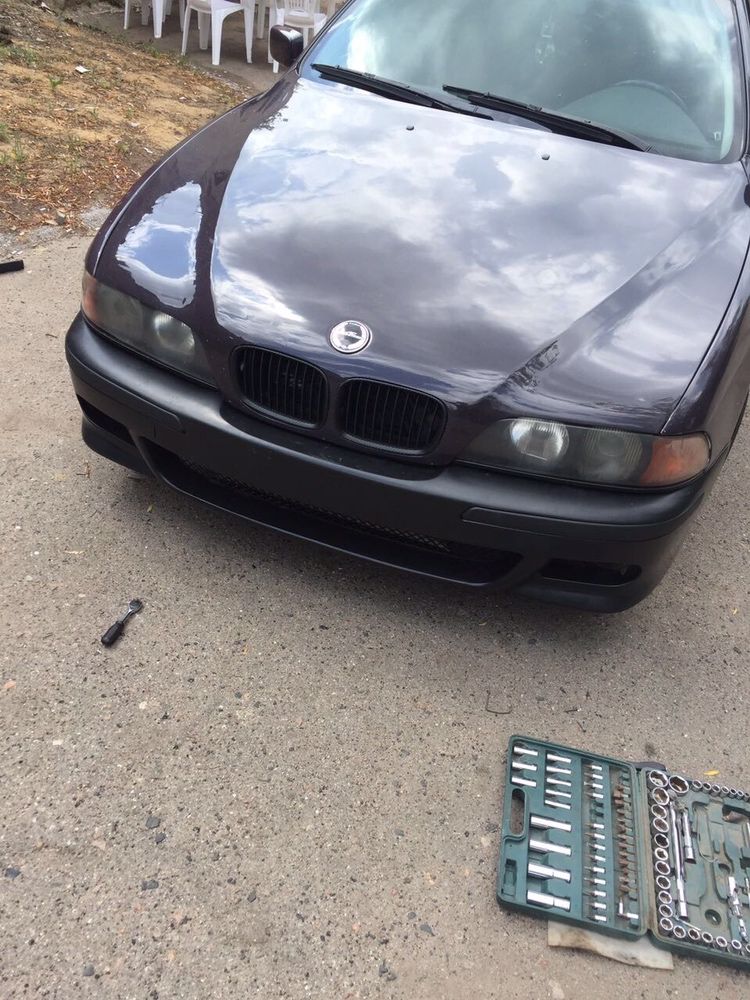 Бампер передний  е 39 м BMW E39 M бмв м5