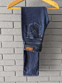 Джинси Жіночі Levis W24 L32 (273 demi curve slim)