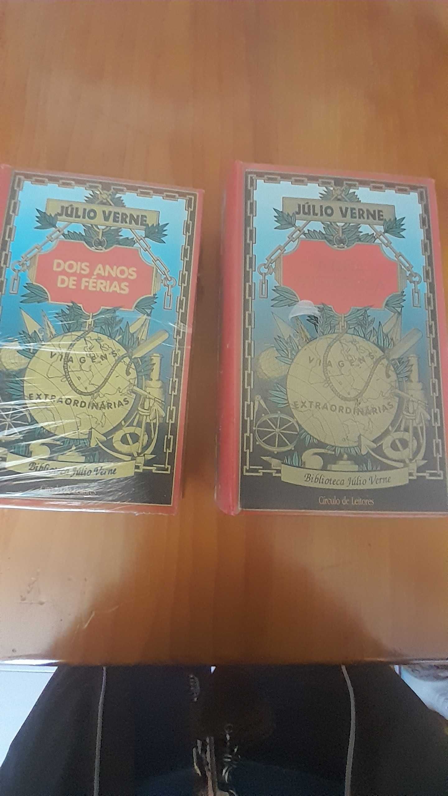 Dois livros de Julio Verne, novos