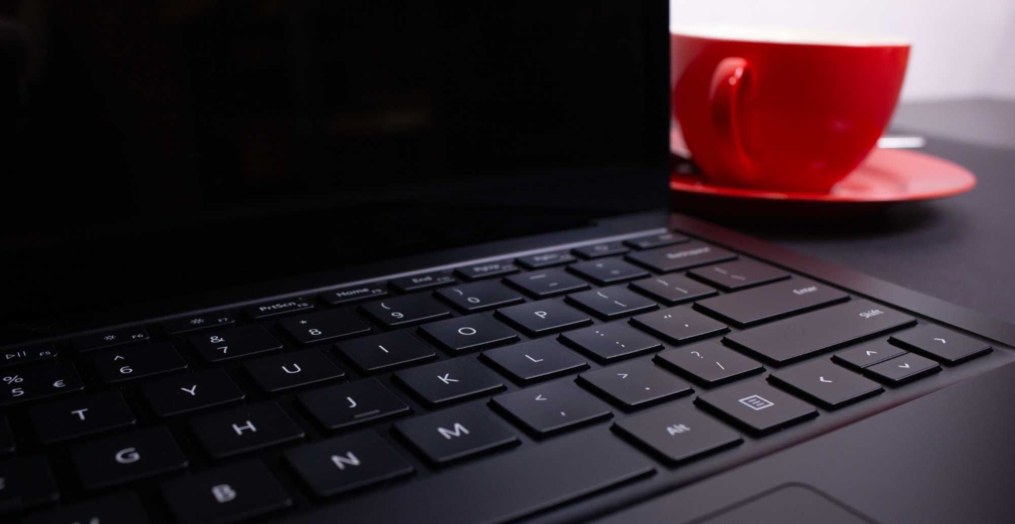 Microsoft Surface Laptop 3 | i7-10 Gen| 16GB | 256 | 2k | 12msc Gwar