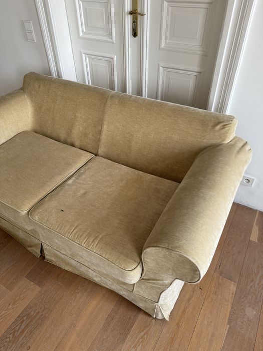 Velvet Sofa - rozkładana kanapa z weluru