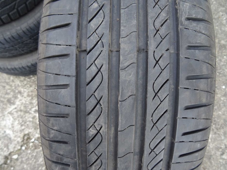 Opona 195/50R16 INFINITY Ecosis (90 netto)