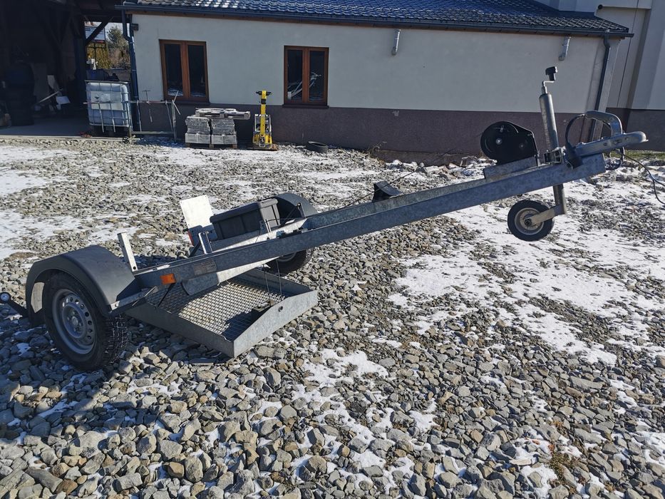 Przyczepka pod zagęszczarkę.