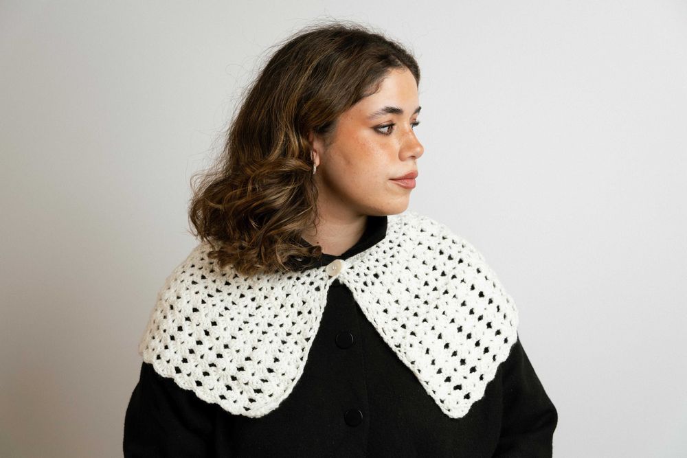 Gola Ophélia (Crochet collar capelet lace)