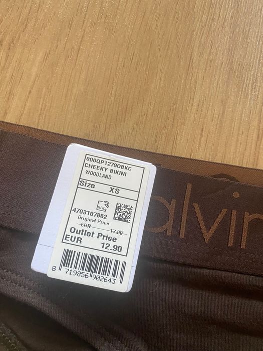 Белье Calvin Clein