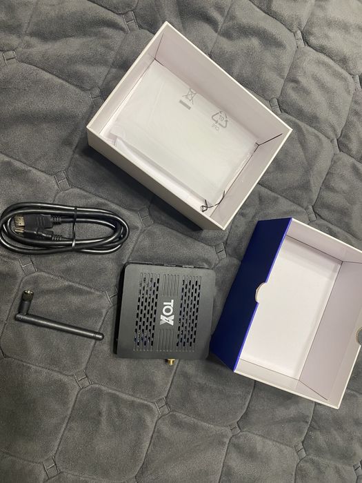TOX1 4/32 Гб Smart TV Box Android