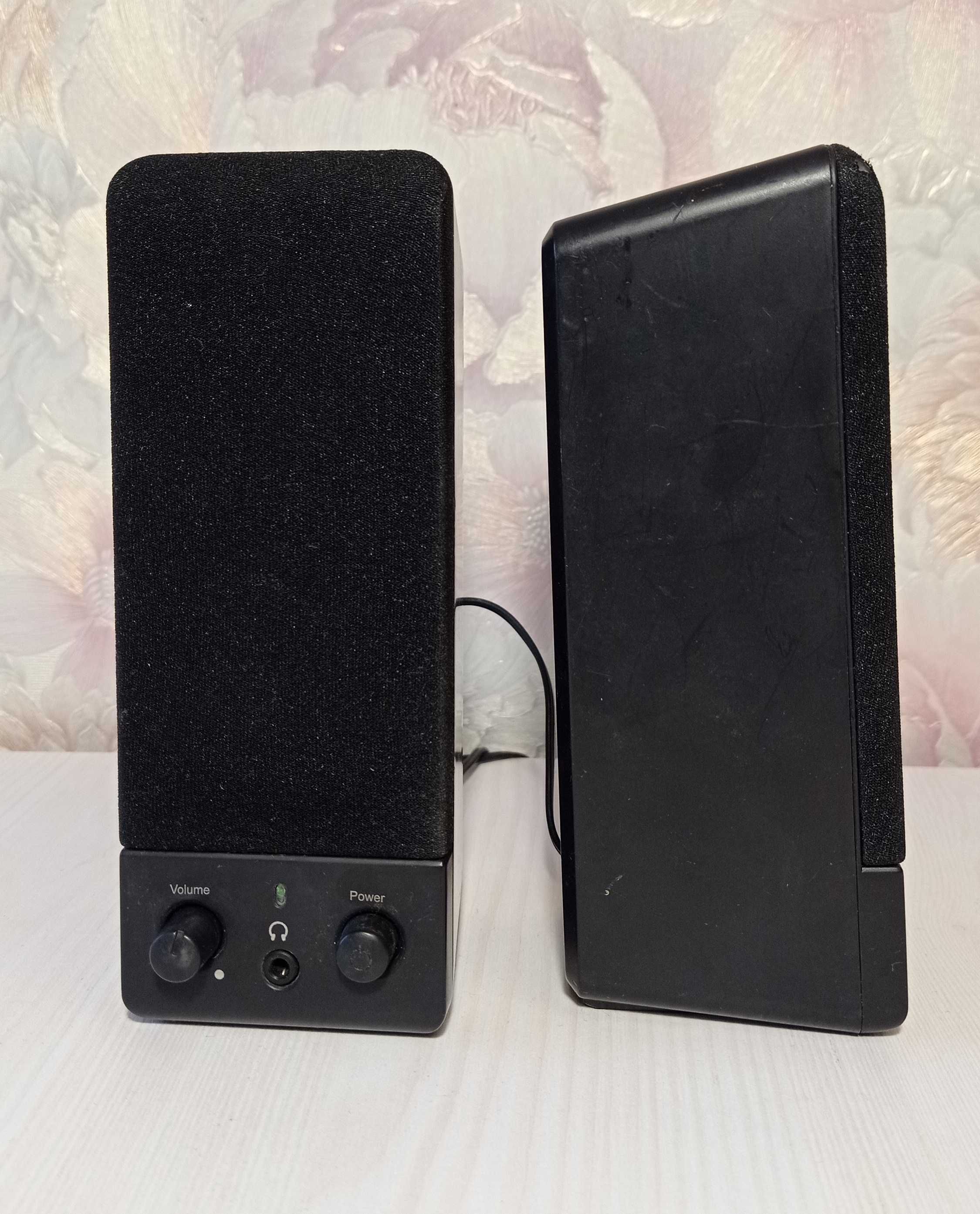 Компактні акустичні колонки Genius SP-S110