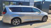 Chrysler Pacifica Chrysler Pacyfica 2019 rok 132000 km LIMITED LIMITED