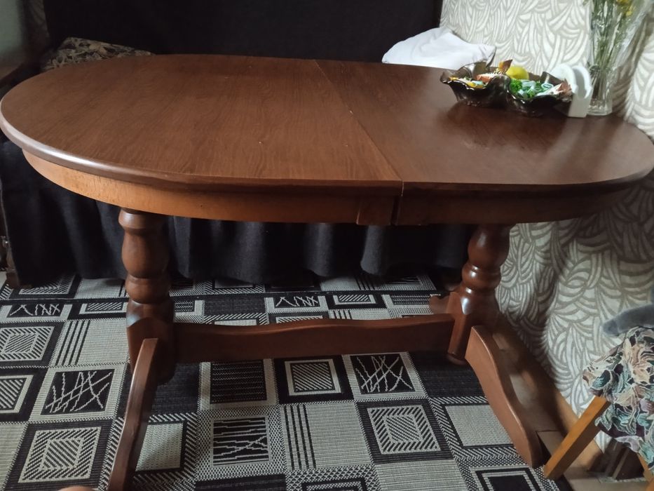 Стіл кухонний дерев'яний