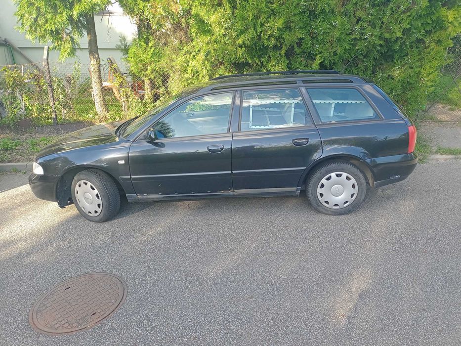Audi A4 B5 avant 1.9tdi 116km 2000r jeździ cały czas