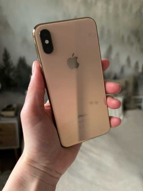 Iphone xs kolor GOLD + 2 pary etui Ideal of Sweden