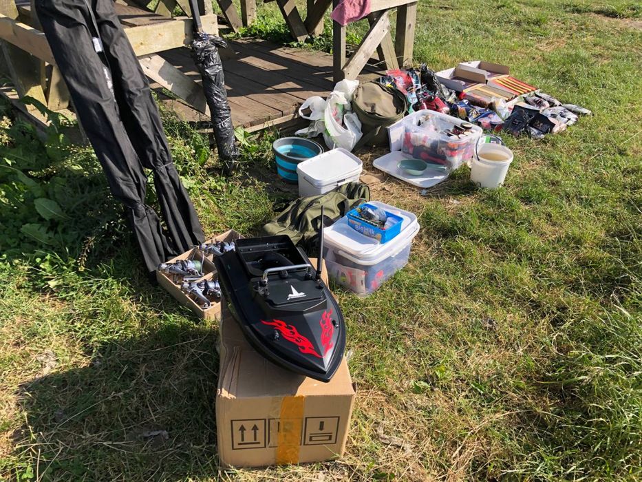 Вудилища коропові, котушки, кораблик,сигналізатори коропова риболовля