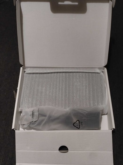 Ładowarka Indukcyjna Seneo PA202A 3w1 dla iPhone, Apple Watch, AirPods