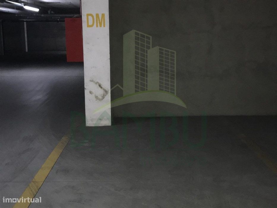 Lugar de garagem para venda em Valença