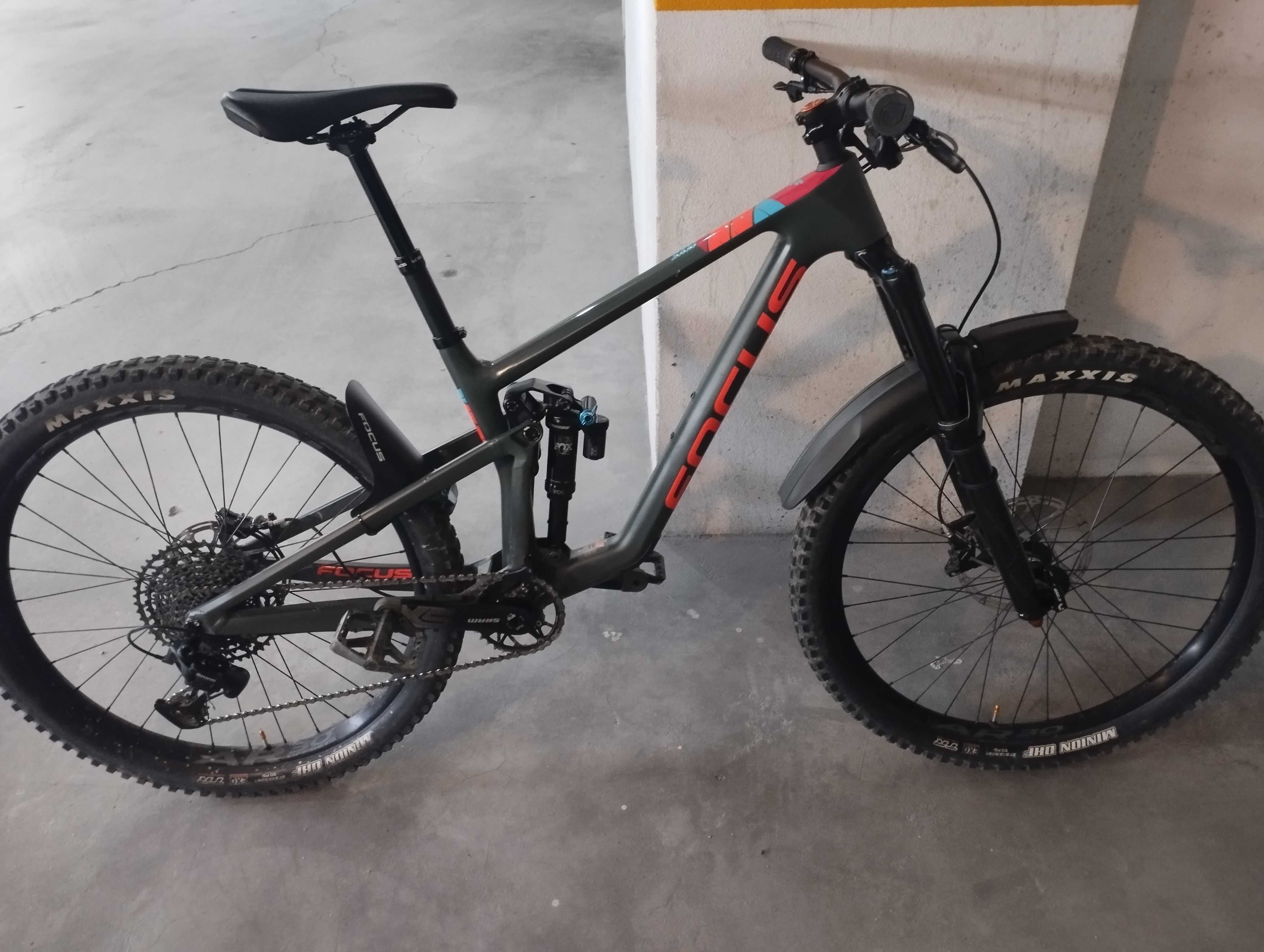 Bicicleta de Enduro Focus Sam 8.8 2021 (preço negociável)