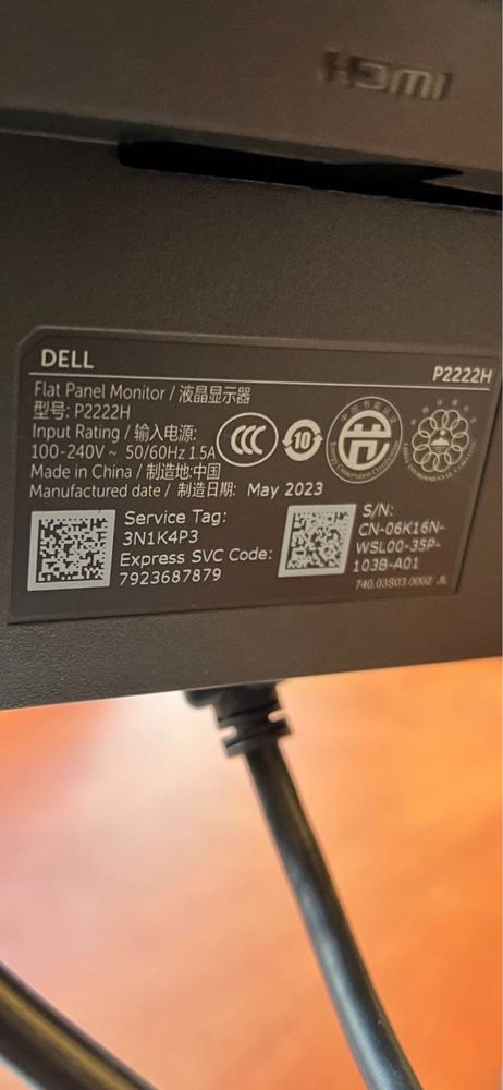 Sprzedam komputer Dell Optiplex 7060 z monitorem, klawiaturą i myszką!