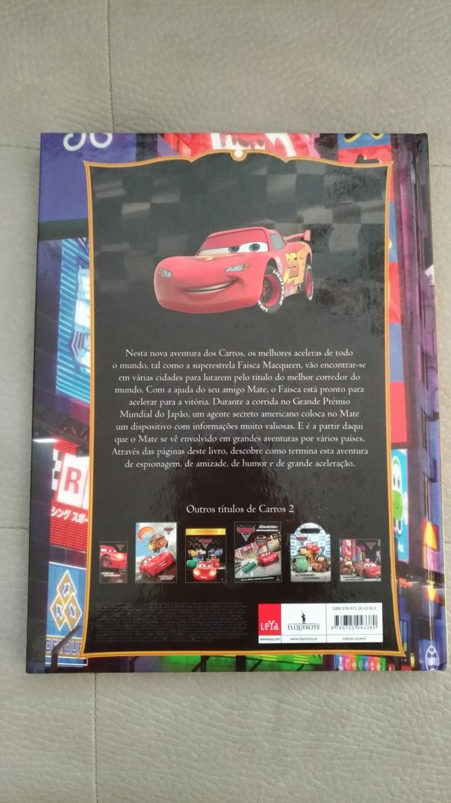 Livro do filme Carros 2