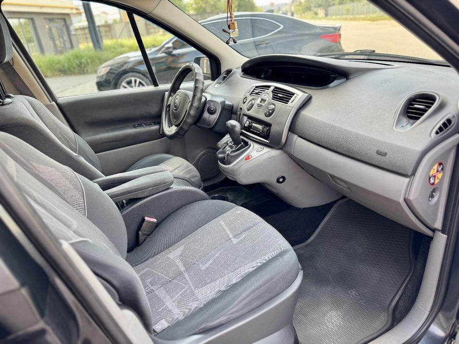 Продам renault scenic 2.0 avtomat