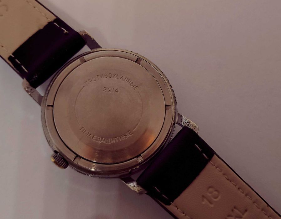 Stary zegarek mechaniczny Vostok / Made in ZSRR / CCCP / radziecki