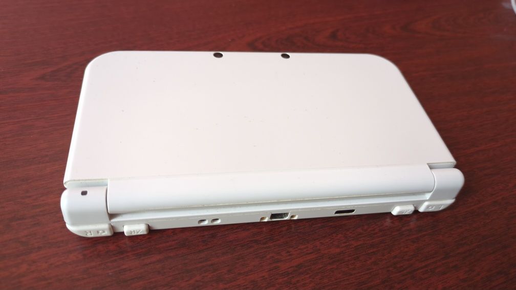Biała konsolka Nintendo New 3DS XL mod Luma