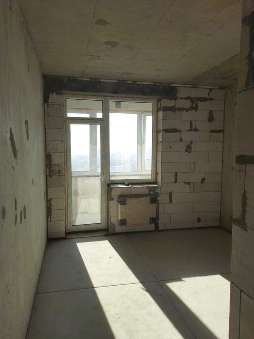 Продам 1 комнатную квартиру в ЖК Мандарин, расположен по ул. Канатной