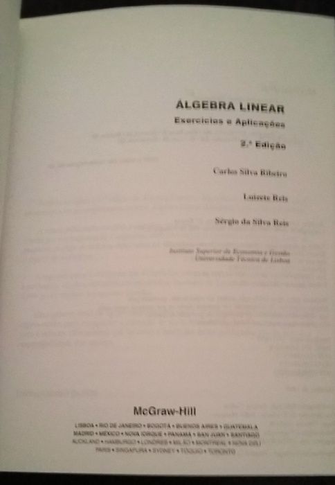Álgebra Linear: Exercícios e aplicações